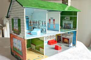 dollhouse, history, DIY, handmade, crafts, craftsmanship, 