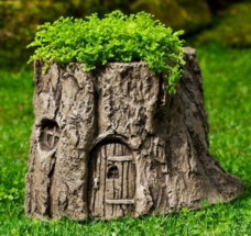tree stump, troll house, fairy house, dollhouse, DIY, crafter, crafting